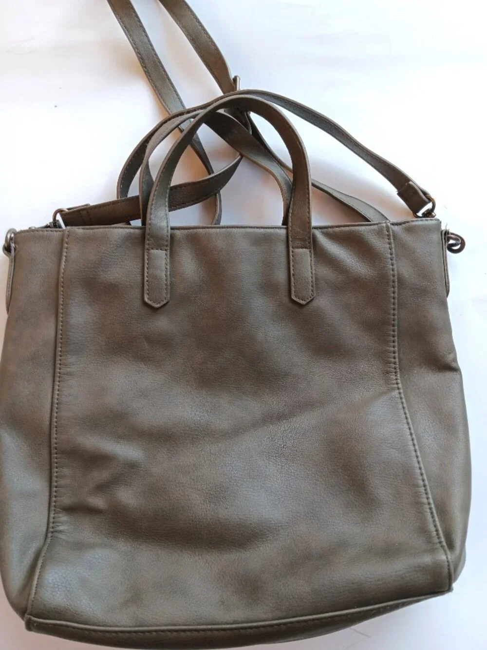 Universal Threads Olive Green  Faux Leather  Hand Bag with Top Handles / Straps
